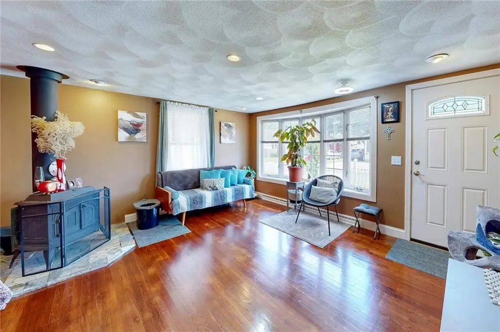 45 Prentice Avenue Pawtucket RI 02860