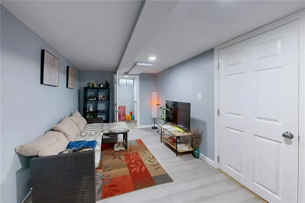 45 Prentice Avenue Pawtucket RI 02860