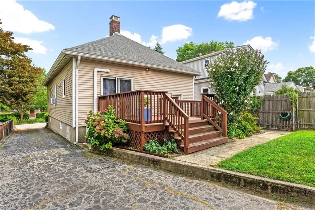 40 Zella Street Providence RI 02908