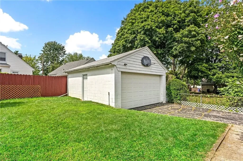 40 Zella Street Providence RI 02908