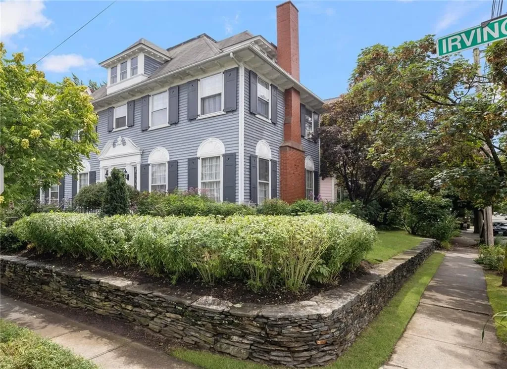 71 Irving Avenue Providence RI 02906