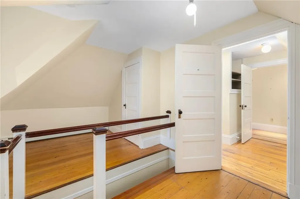 71 Irving Avenue Providence RI 02906