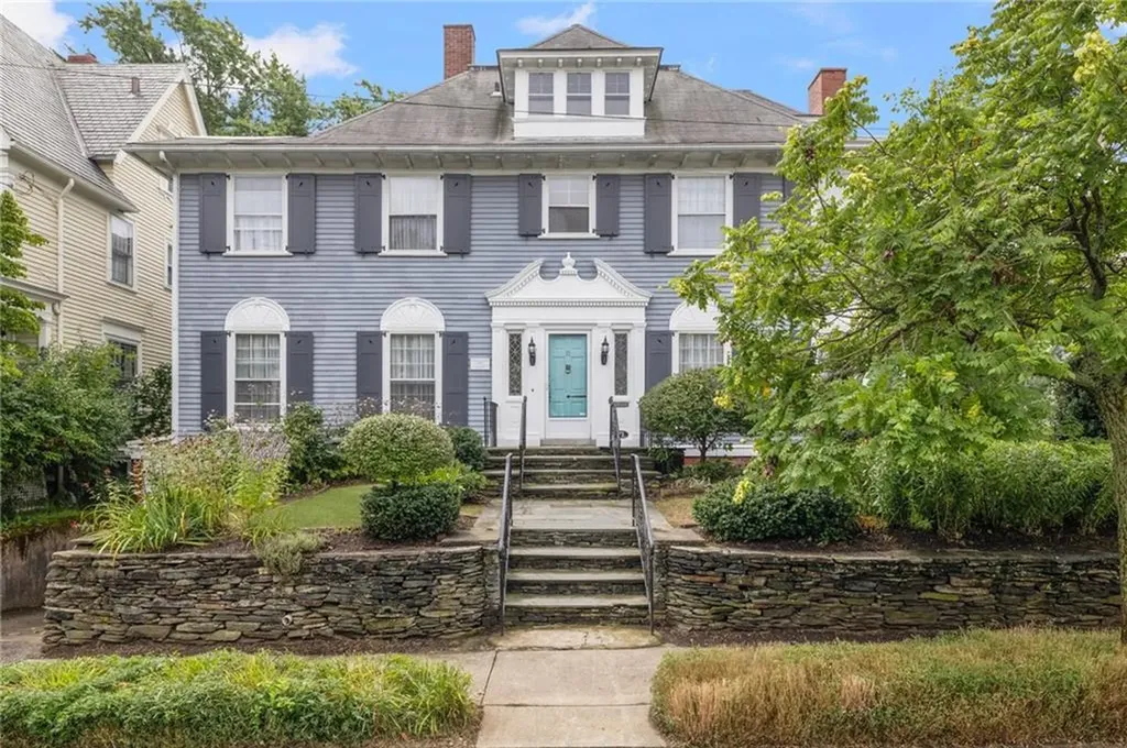 71 Irving Avenue Providence RI 02906