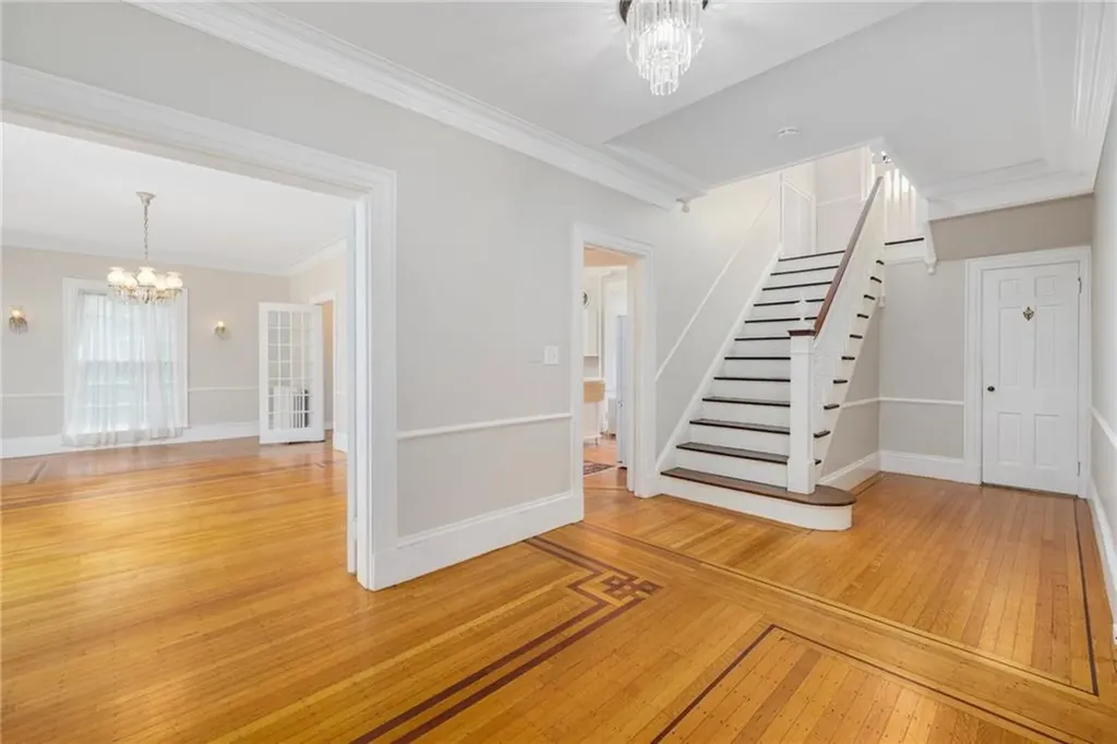 71 Irving Avenue Providence RI 02906