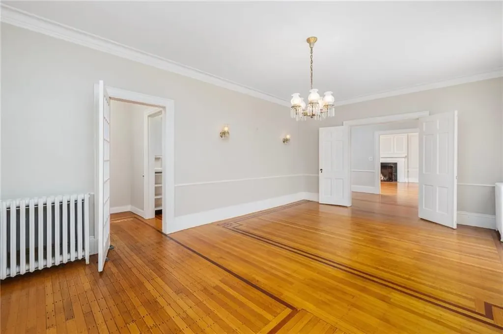 71 Irving Avenue Providence RI 02906