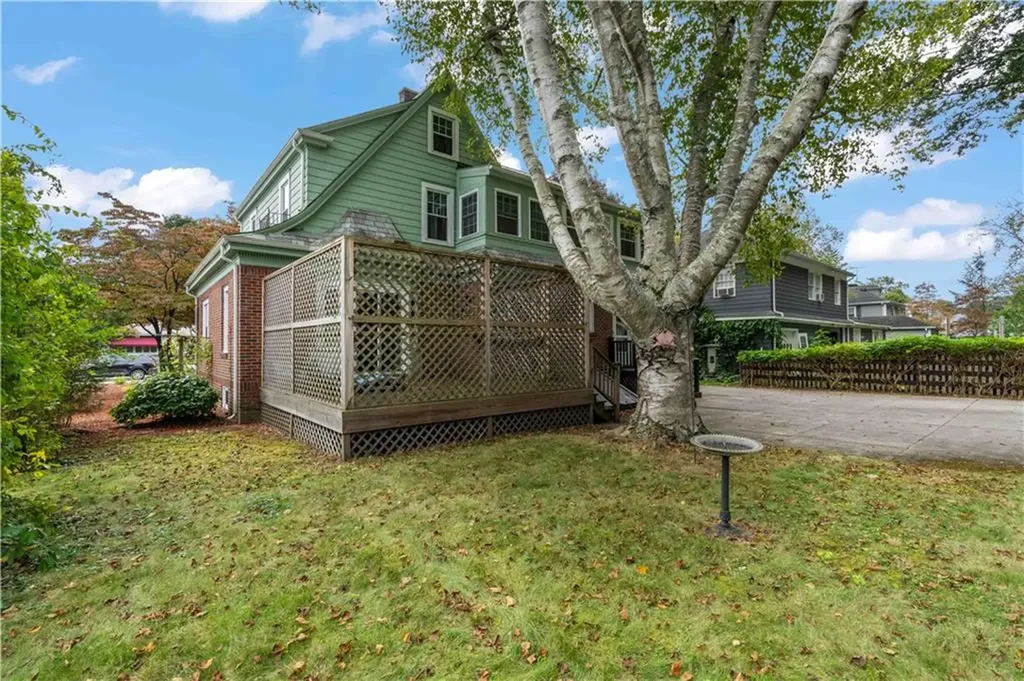 503 Woodland Road Woonsocket RI 02895