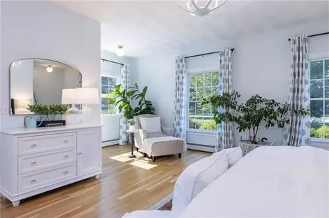 396 Congdon Drive South Kingstown RI 02879