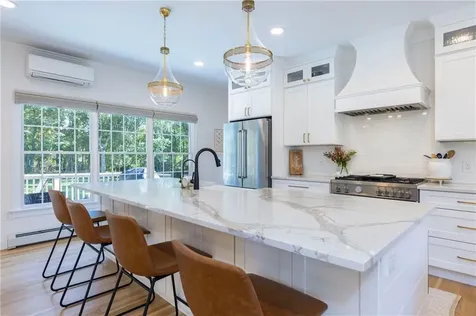 396 Congdon Drive South Kingstown RI 02879