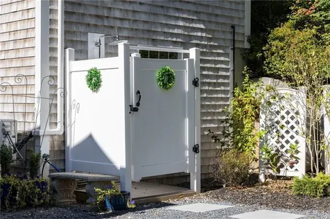 396 Congdon Drive South Kingstown RI 02879