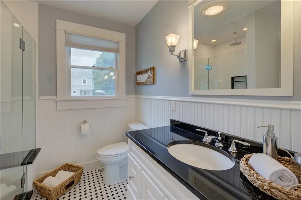 11 Richard Street Barrington RI 02806