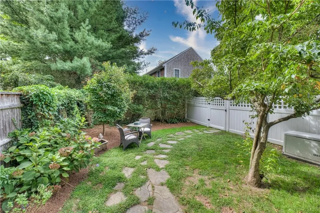 11 Richard Street Barrington RI 02806