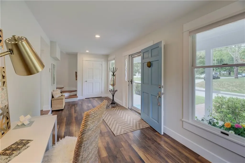 11 Richard Street Barrington RI 02806