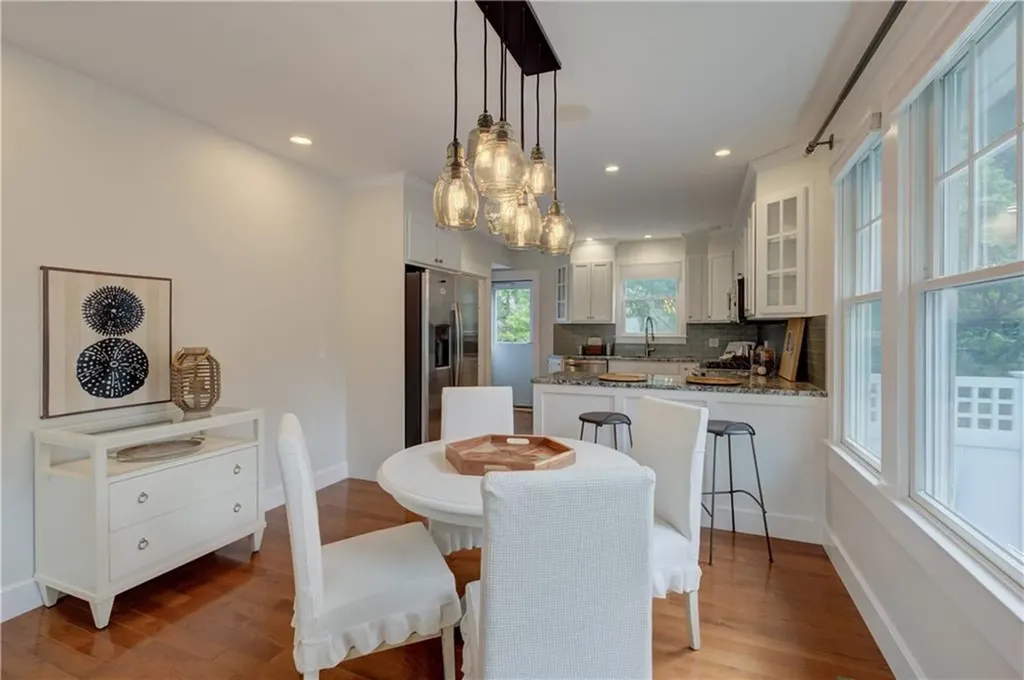 11 Richard Street Barrington RI 02806