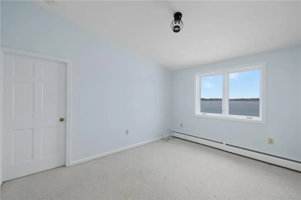 79 Boyce Avenue Barrington RI 02806