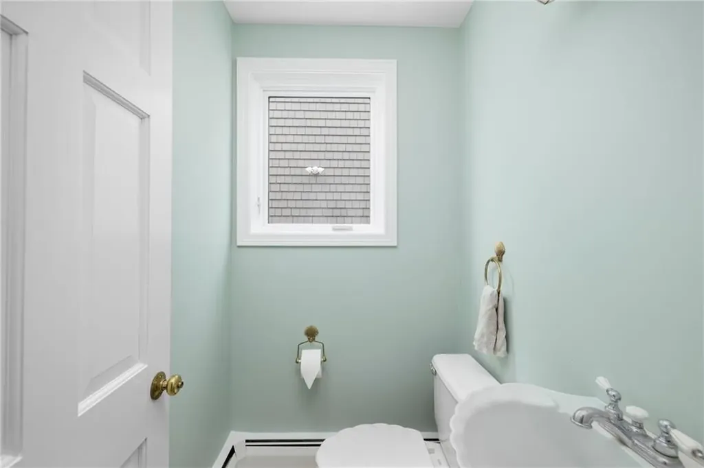 79 Boyce Avenue Barrington RI 02806