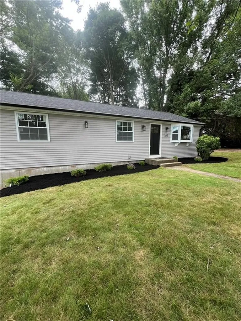 40 Deerfield Drive West Warwick RI 02893
