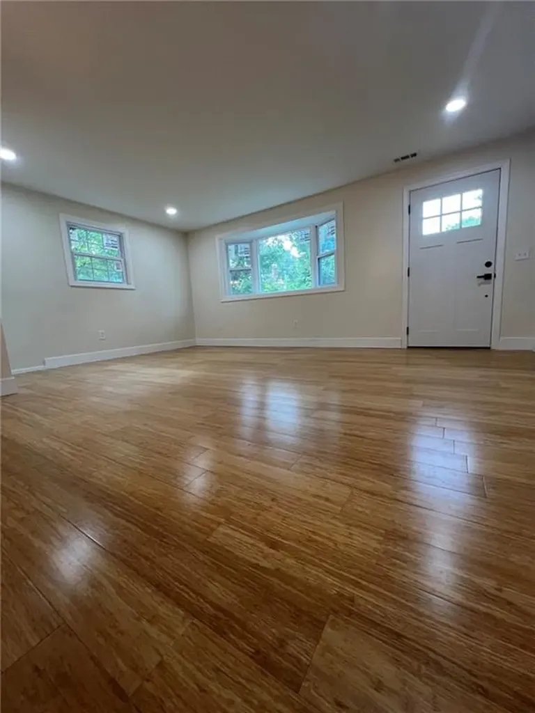 40 Deerfield Drive West Warwick RI 02893