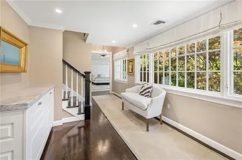 24 Cedar Avenue Barrington RI 02806