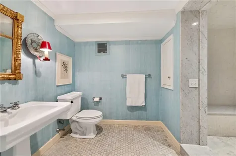 24 Cedar Avenue Barrington RI 02806