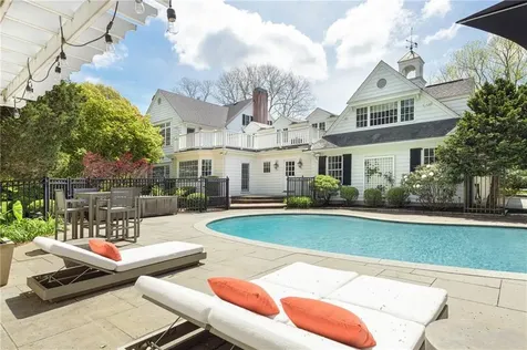 24 Cedar Avenue Barrington RI 02806