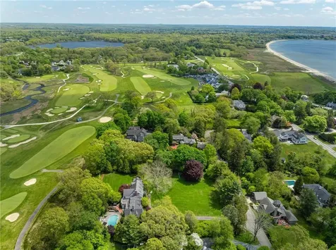 24 Cedar Avenue Barrington RI 02806