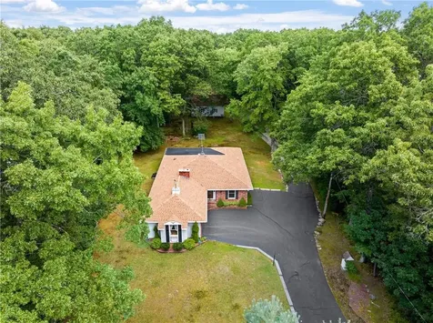 94 Wilbur Road Lincoln RI 02865