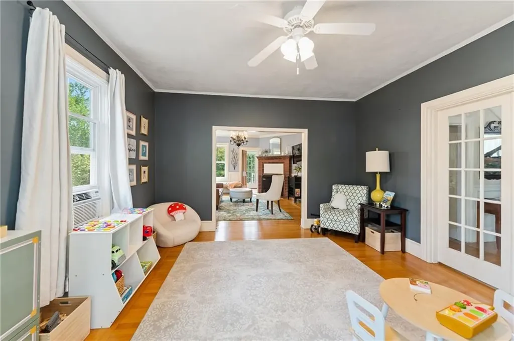 44 Arnold Avenue Cranston RI 02905