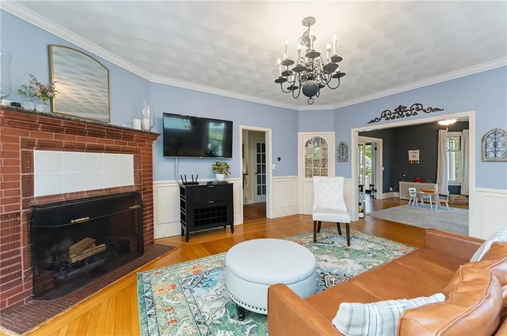 44 Arnold Avenue Cranston RI 02905