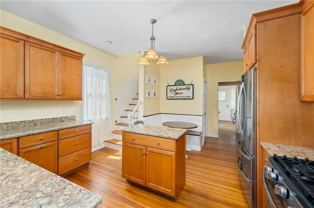 44 Arnold Avenue Cranston RI 02905