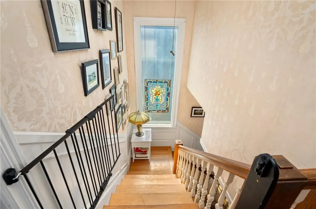 44 Arnold Avenue Cranston RI 02905