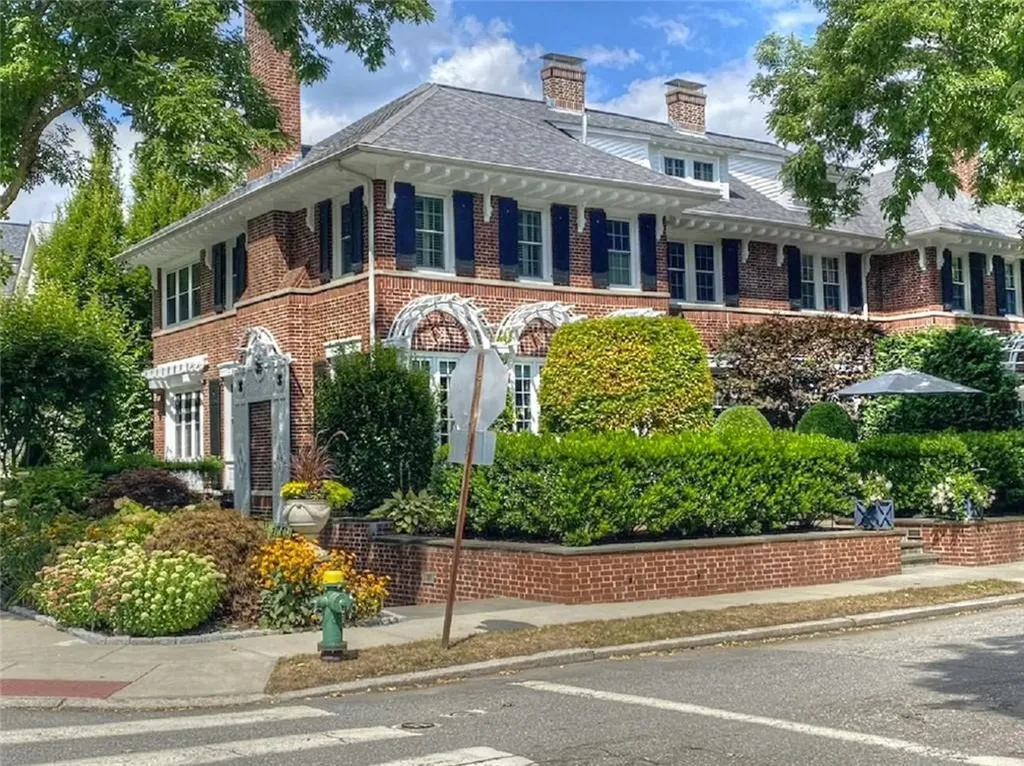 317 Wayland Avenue Providence RI 02906