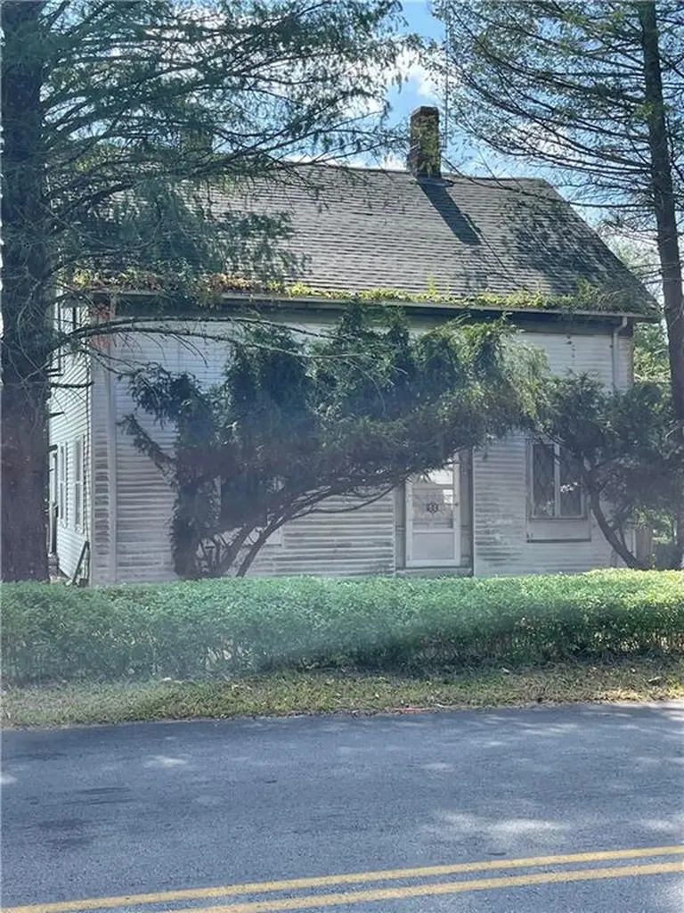 604 Smithfield Road North Providence RI 02904