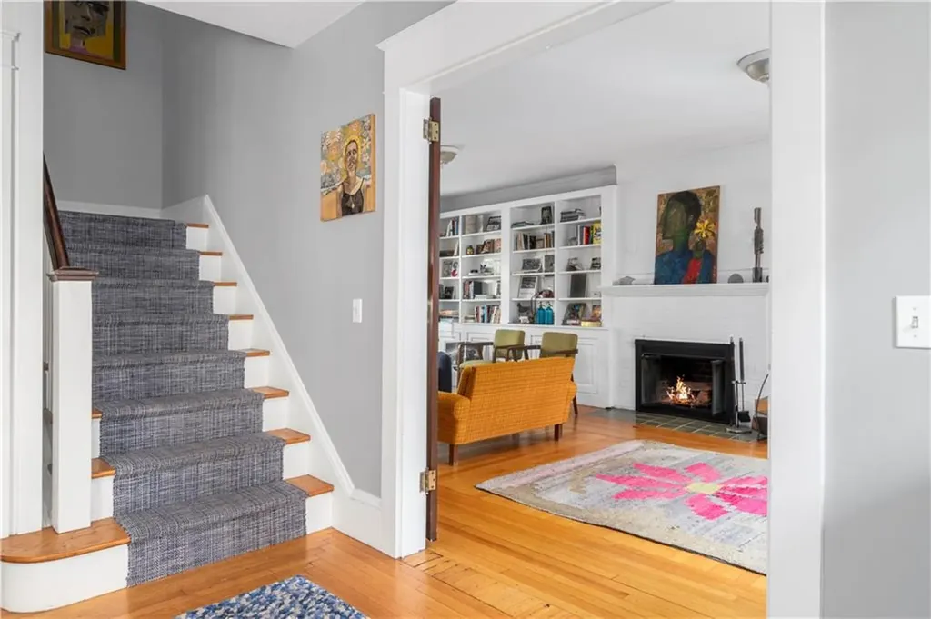 42 Nisbet Street Providence RI 02906