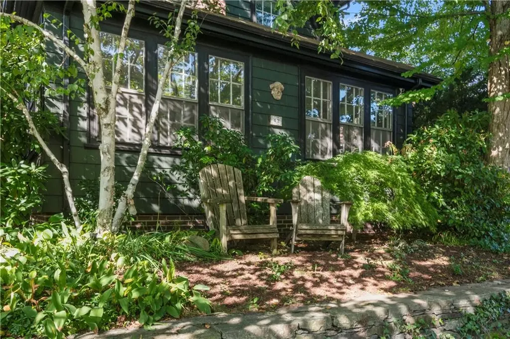 42 Nisbet Street Providence RI 02906