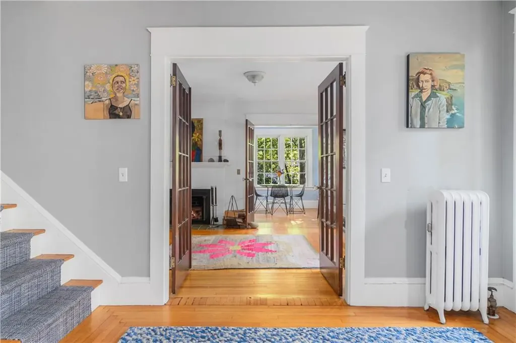 42 Nisbet Street Providence RI 02906