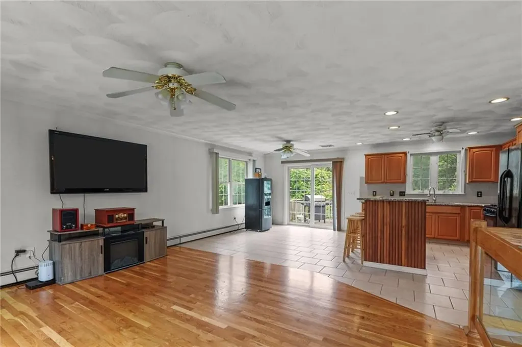 36 Capri Drive Johnston RI 02919