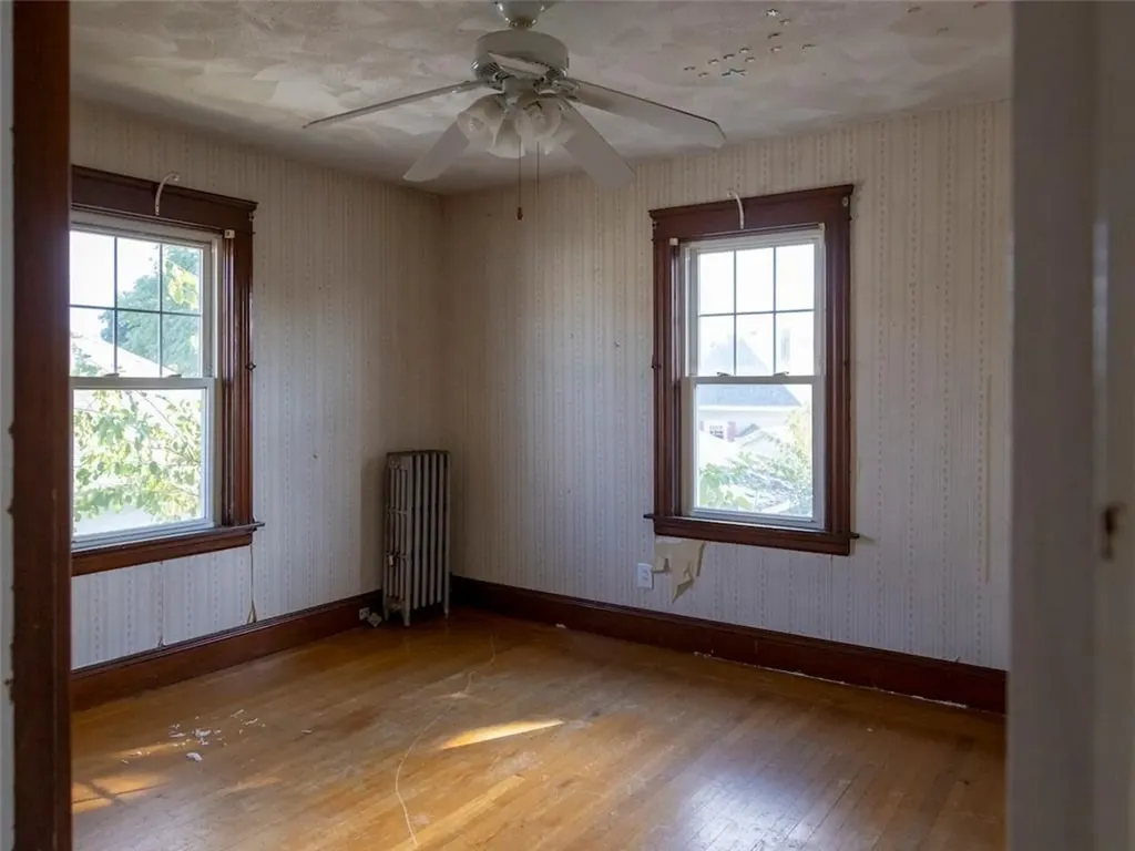 116 Burnside Street Cranston RI 02910