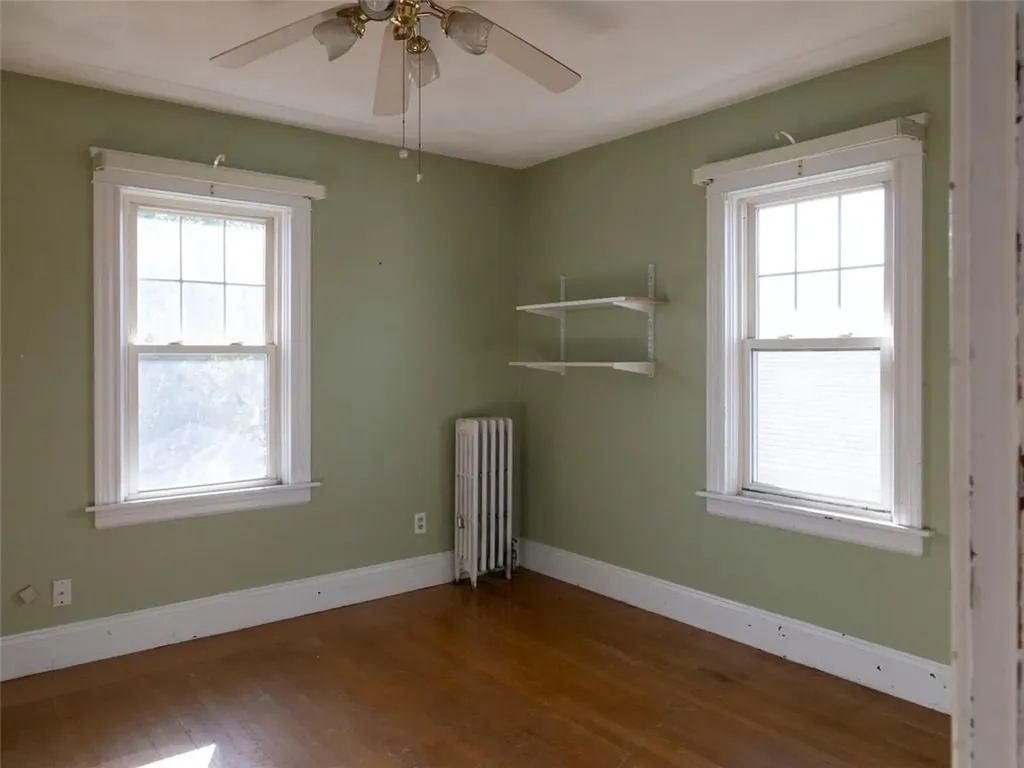 116 Burnside Street Cranston RI 02910