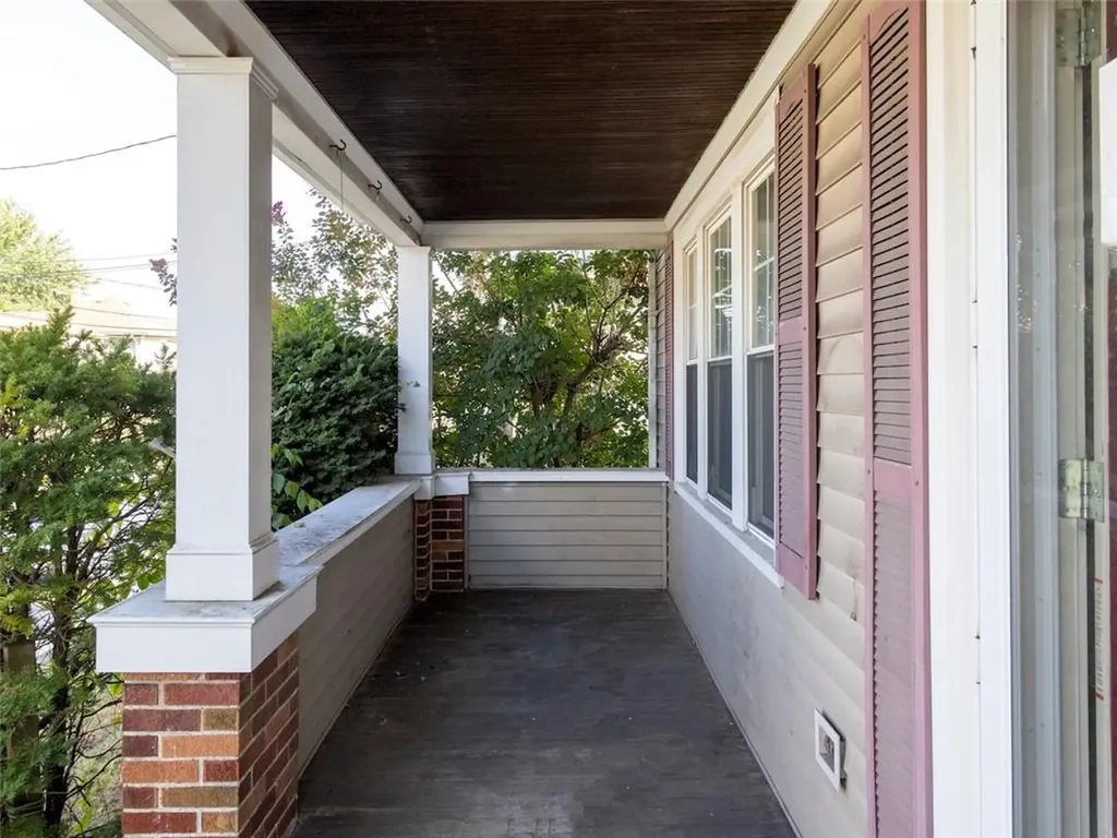 116 Burnside Street Cranston RI 02910