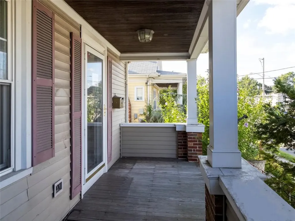 116 Burnside Street Cranston RI 02910