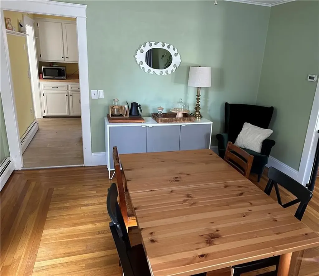27 Holburn Avenue Cranston RI 02910