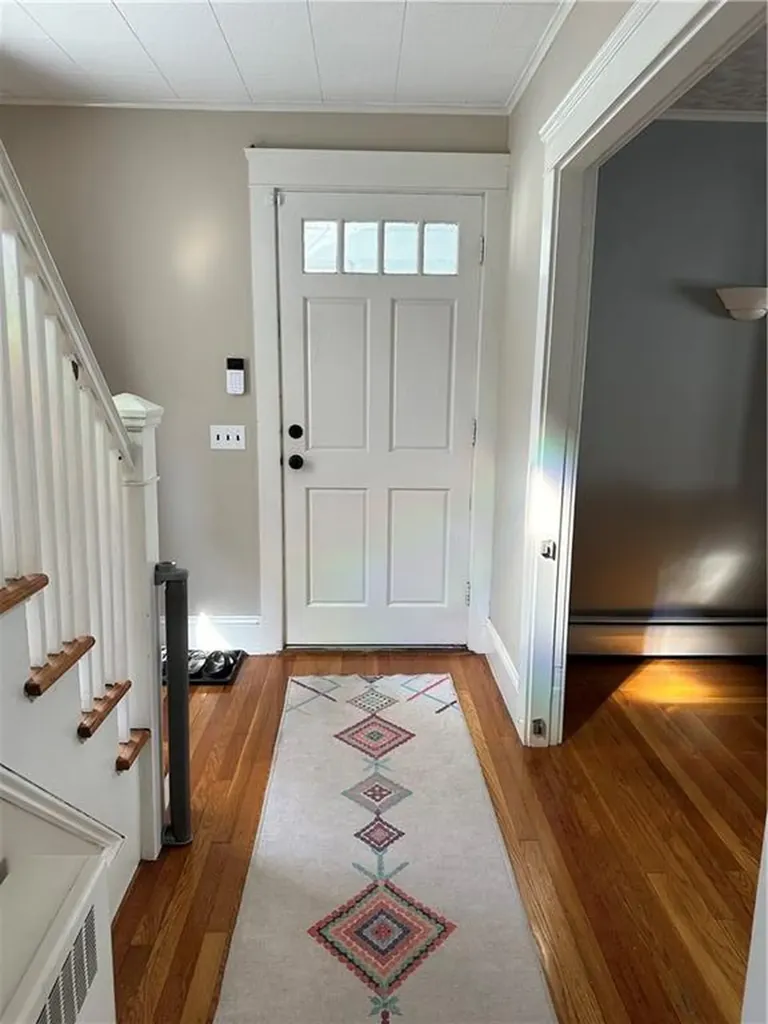 27 Holburn Avenue Cranston RI 02910