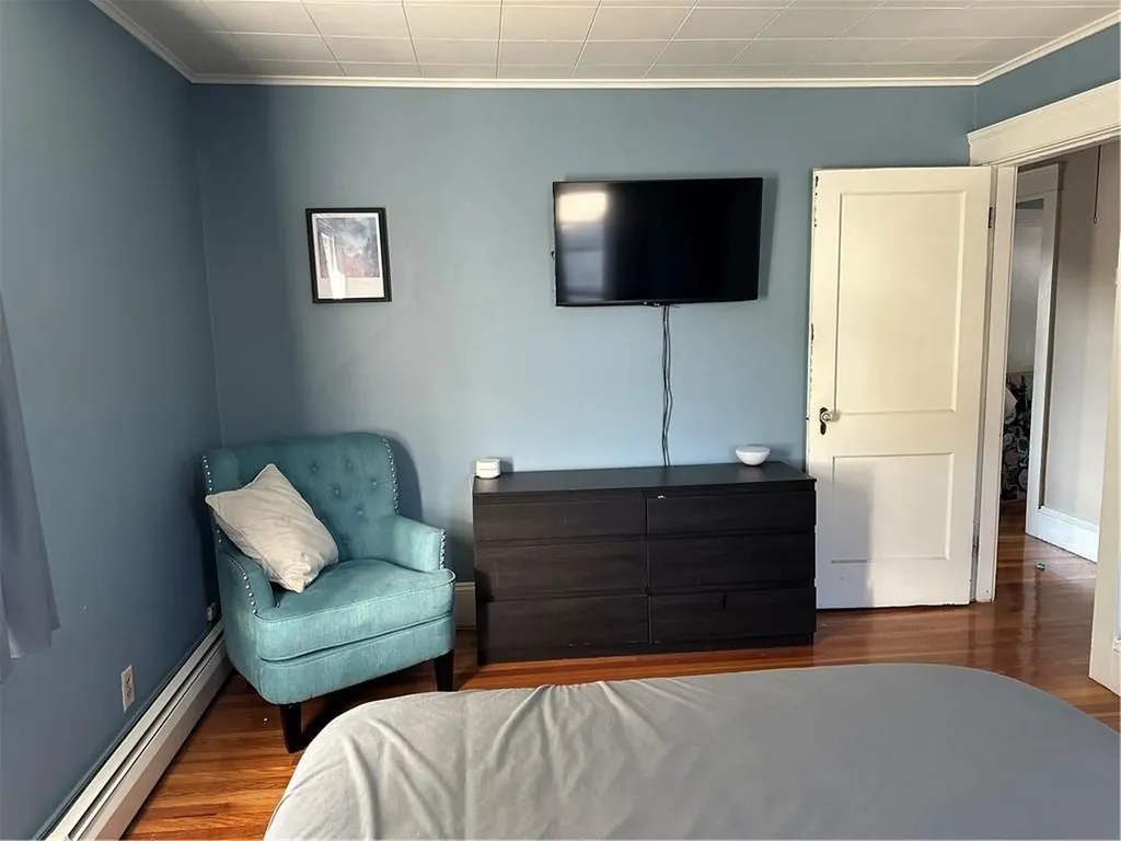27 Holburn Avenue Cranston RI 02910