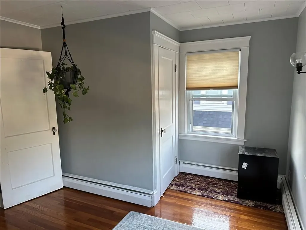 27 Holburn Avenue Cranston RI 02910
