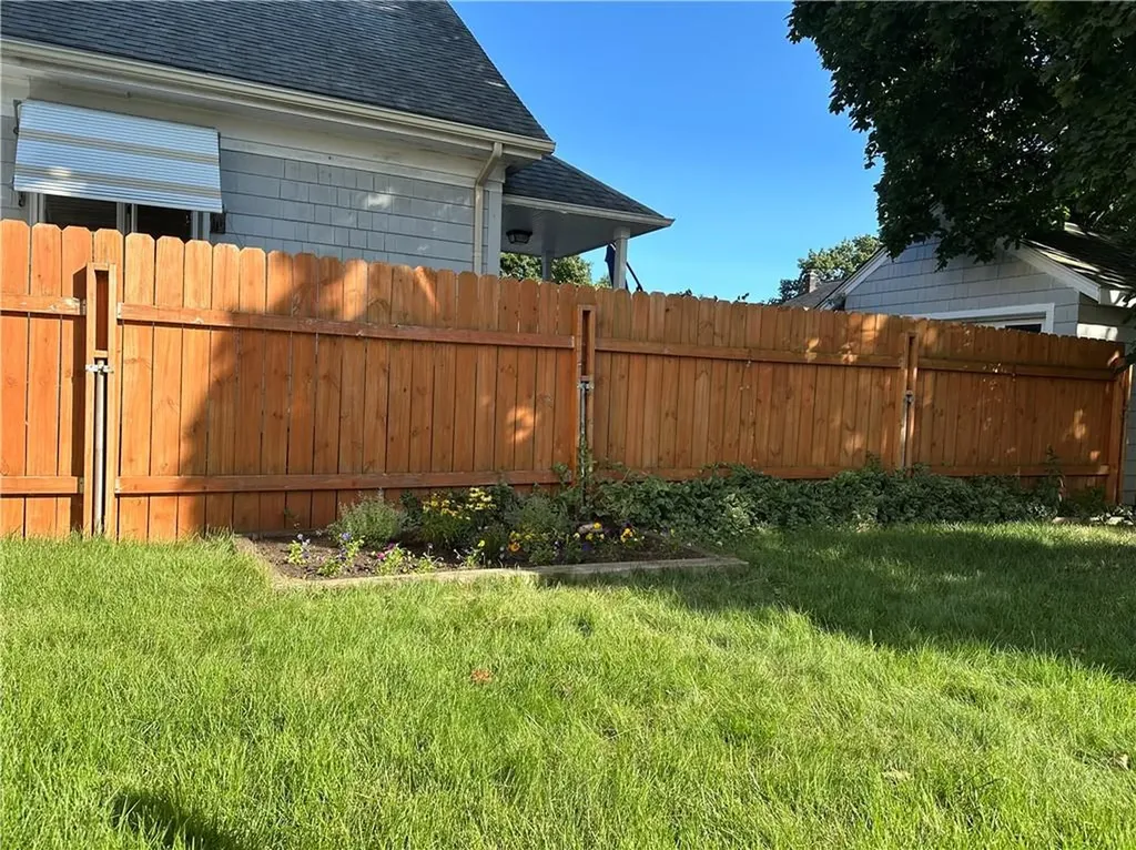 27 Holburn Avenue Cranston RI 02910