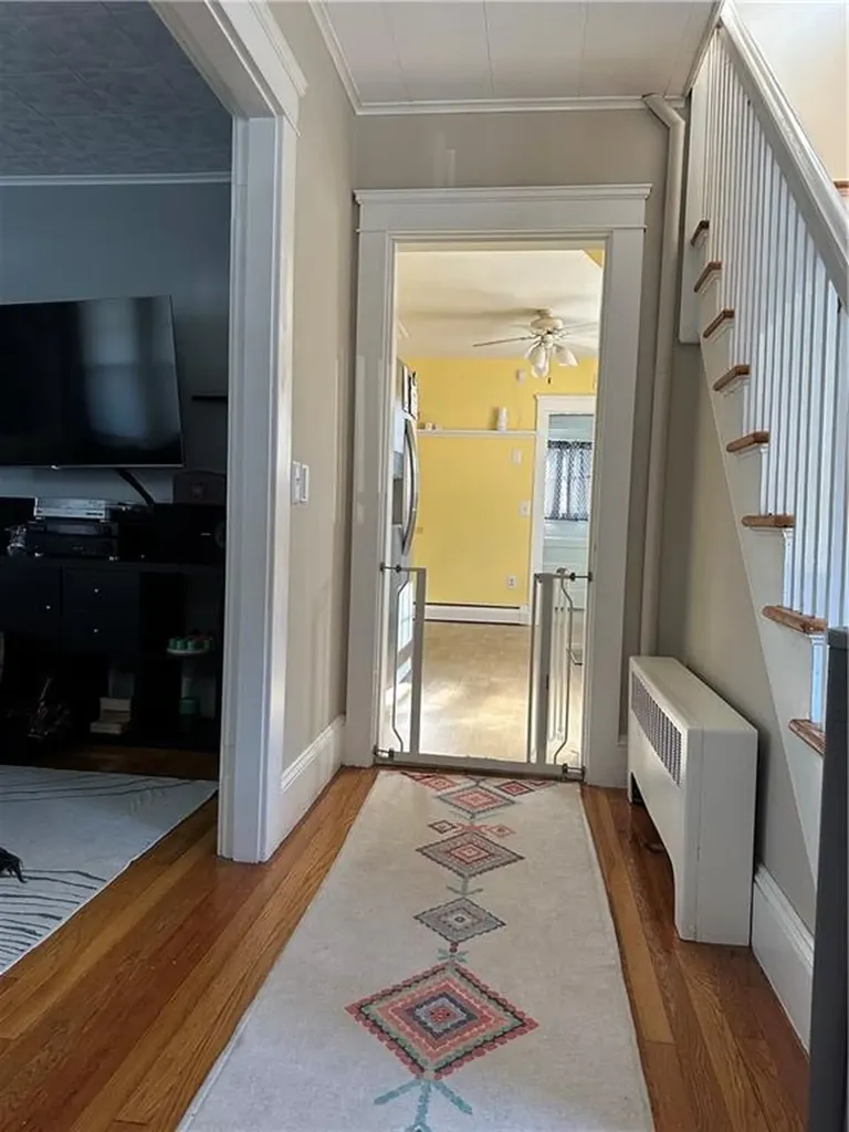 27 Holburn Avenue Cranston RI 02910