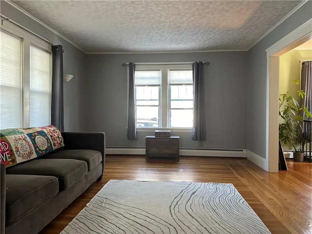 27 Holburn Avenue Cranston RI 02910
