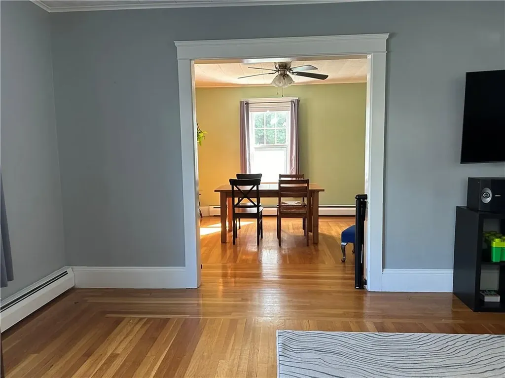 27 Holburn Avenue Cranston RI 02910