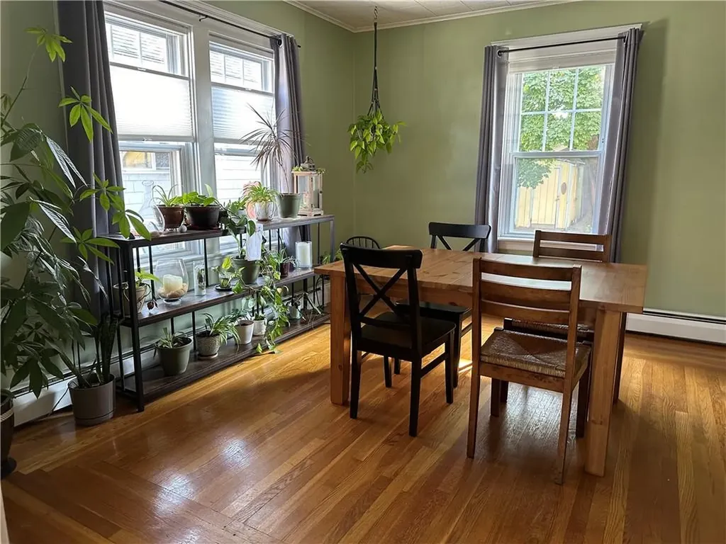 27 Holburn Avenue Cranston RI 02910