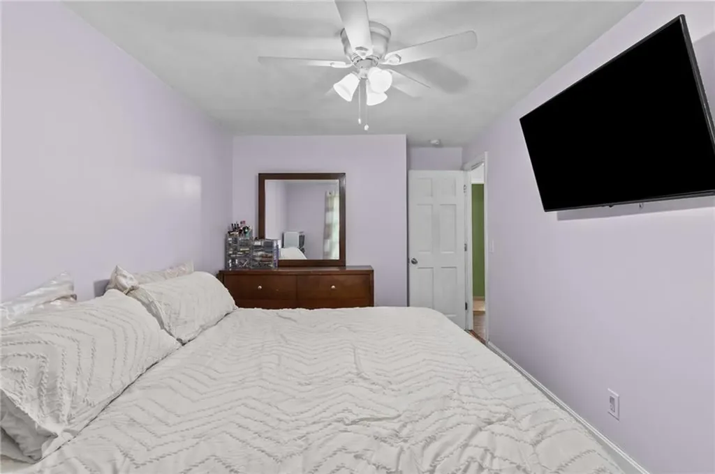 32 Mohawk Street Coventry RI 02816